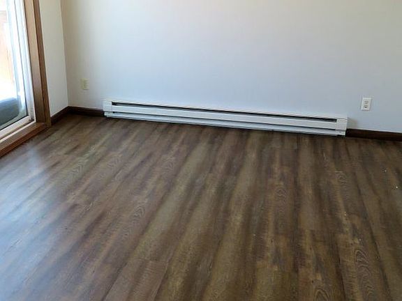 2nd image of 3802 Village Green Dr