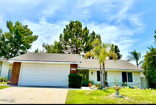 1894 Woodside Dr Photo 1
