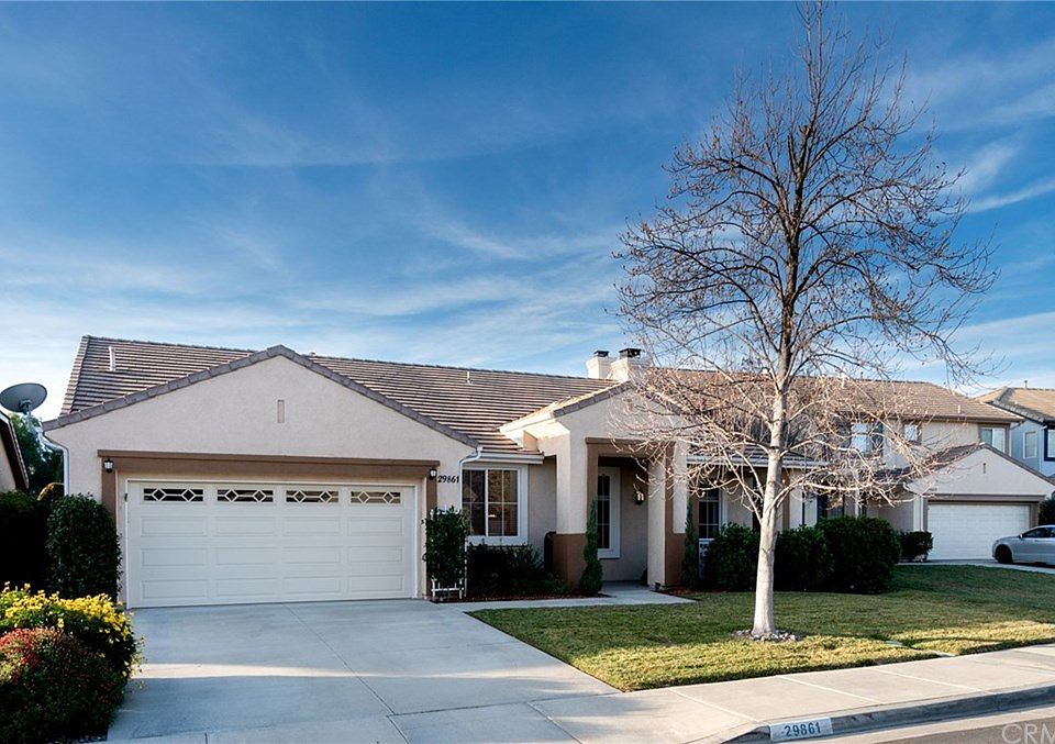 1st image of 29861 Pinehurst Dr