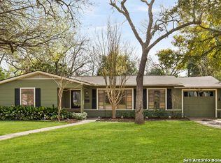 216 Seford Dr, Terrell Hills, TX 78209