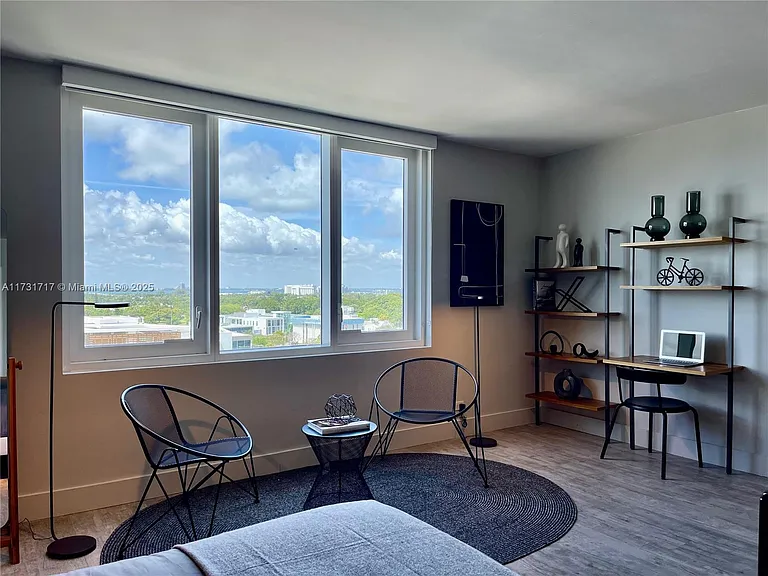 2301 Collins Ave #1127 — Photo 6