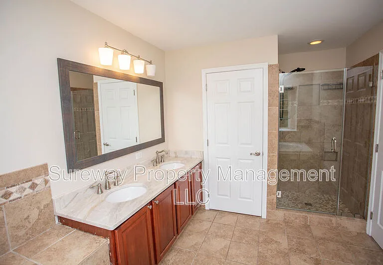 7 Amaryllis Ln — Photo 31
