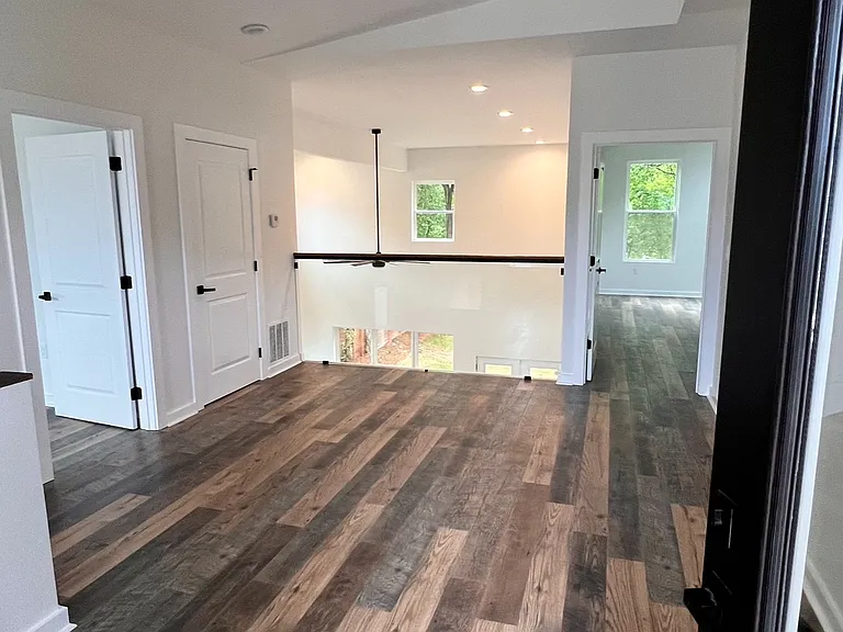 1313 Metropolitan Pkwy — Photo 5