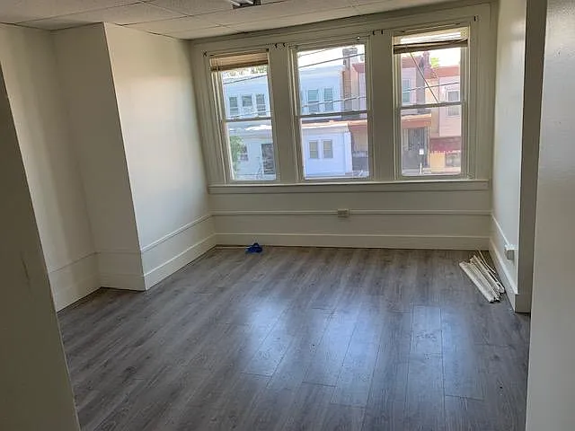 1 bed, 550 sqft, $1,100 — Photo 2