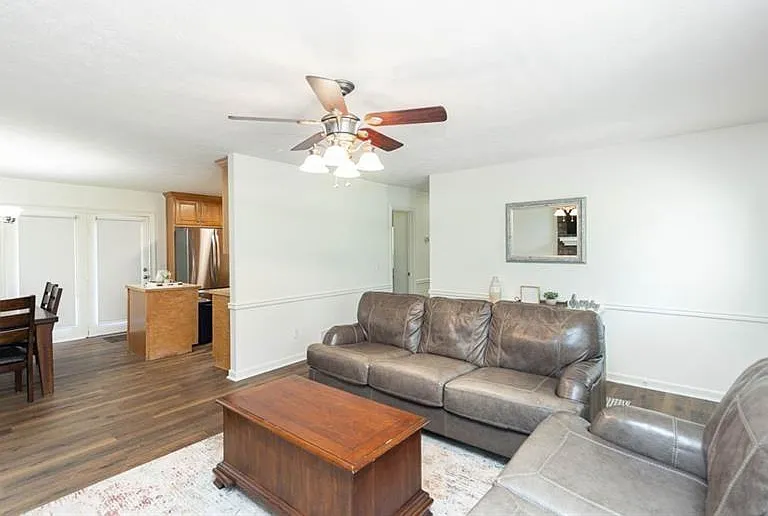 3200 Lee Dr — Photo 13