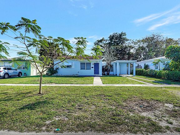 3rd image of 1280 NE 162nd Street