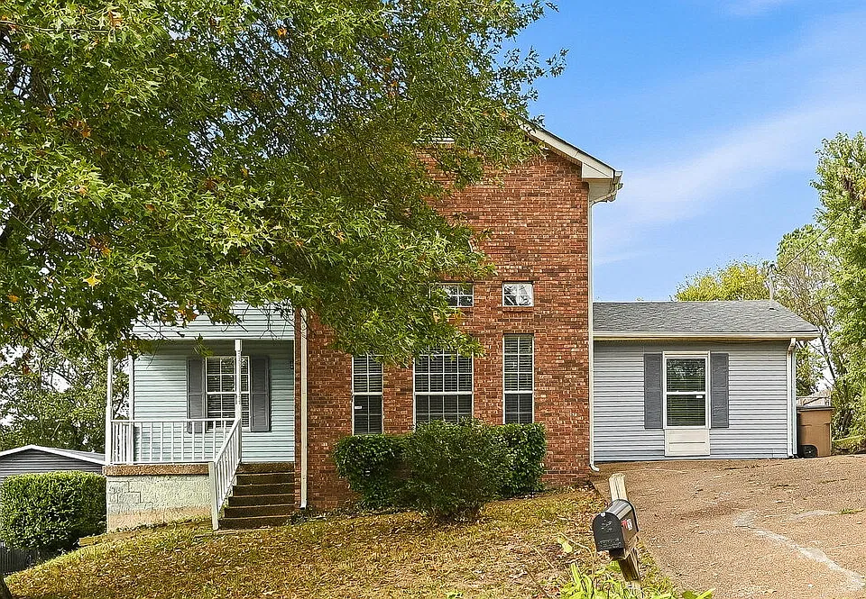 252 Ash Grove Dr