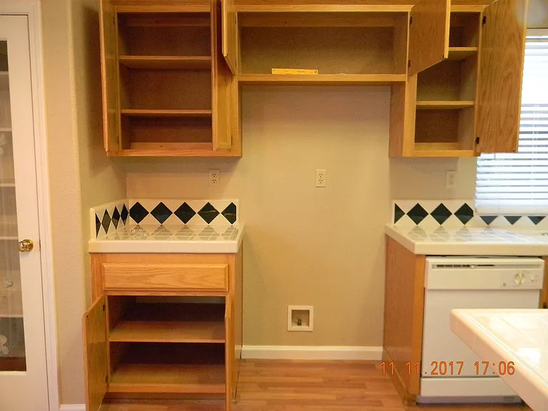 589 Alden Way — Photo 21