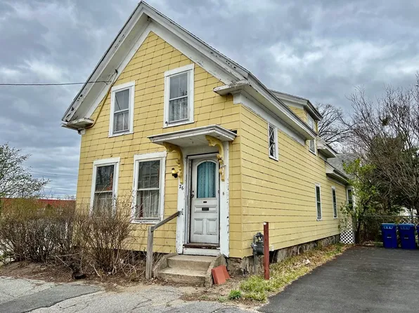 26 Farnham St, Lawrence, MA 01843