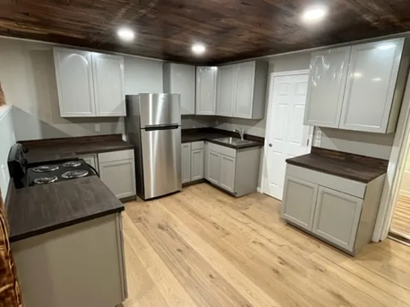 110 E Main St #A, Bainbridge, IN 46105