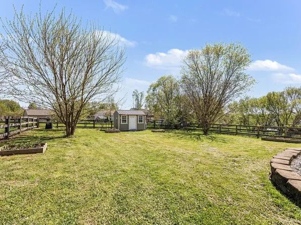 2803 Presidential Dr, Hebron, KY 41048