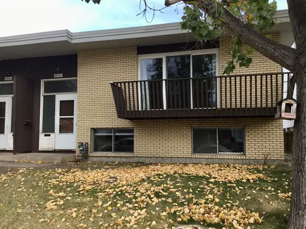 4824 Varsity Dr NW, Calgary, AB T3A 1A3