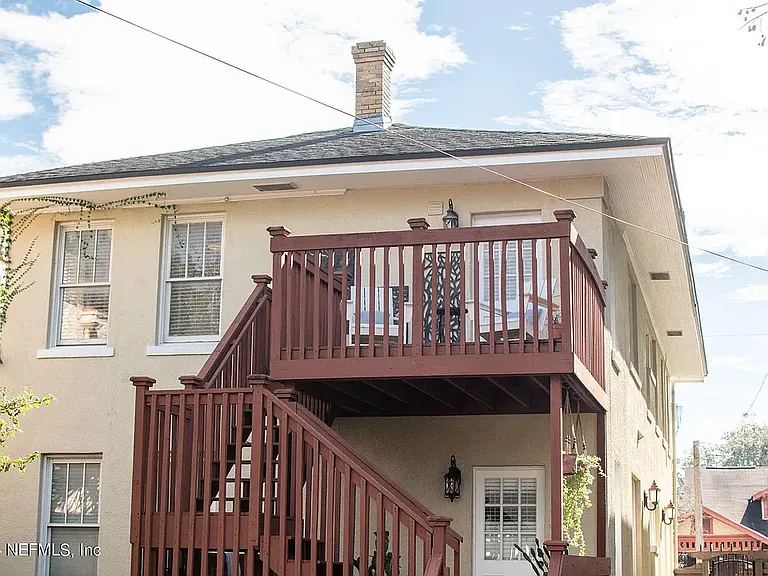 2973 Herschel St — Photo 39