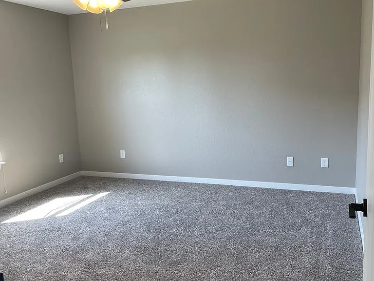 510-520 Morgan Ln #515 — Photo 14