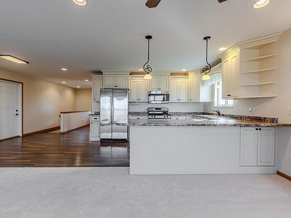 4th image of 416 Beachcomber Dr #3