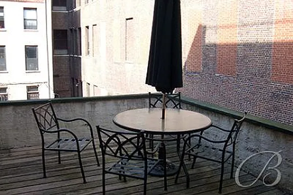 Rented by Bellmarc Realty | media 36