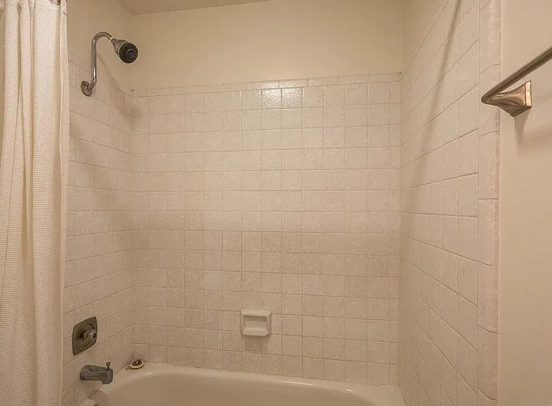 1 bed, 1.0 bath, 696 sqft, $2,500 — Photo 3