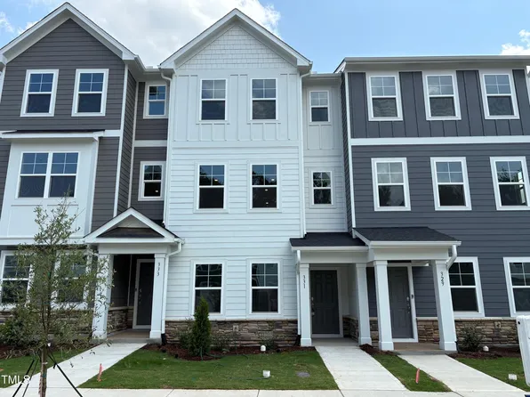 331 Deercroft Dr, Apex, NC 27539