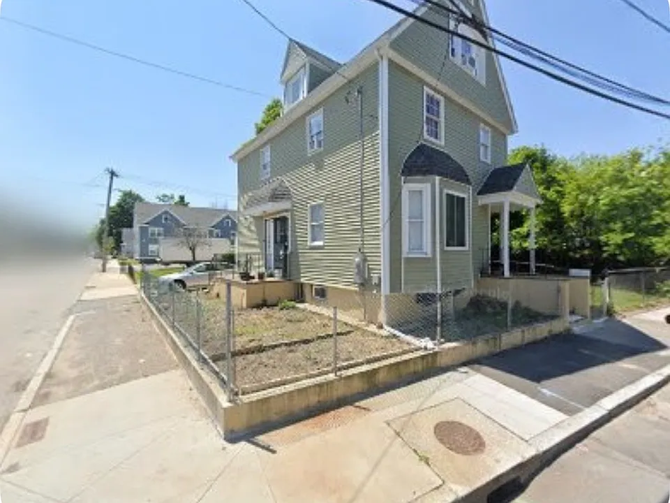 60 Comstock Ave #1