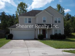 8023 Lauren Kay Ct, Charlotte, NC 28216