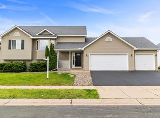 918 11th St, Farmington, MN 55024