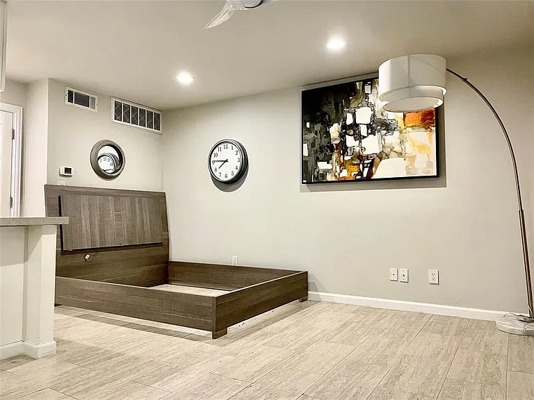 3110 Red River St #D-107 — Photo 3