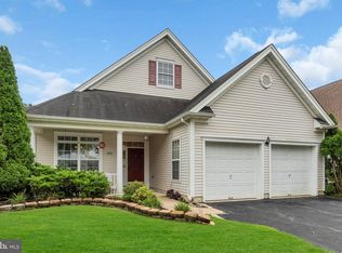 222 Sunflower Ln, Princeton Junction, NJ 08550