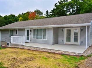 452 Morris Dr, Jackson, MI 49201