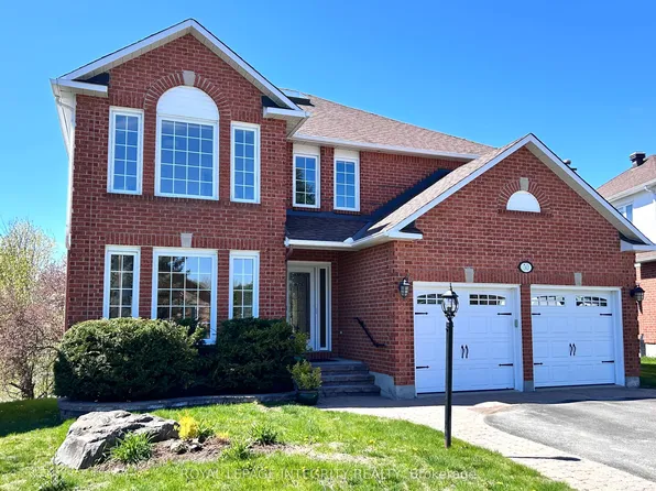 50 Rosenfeld Cres, Ottawa, ON K2K 2L2