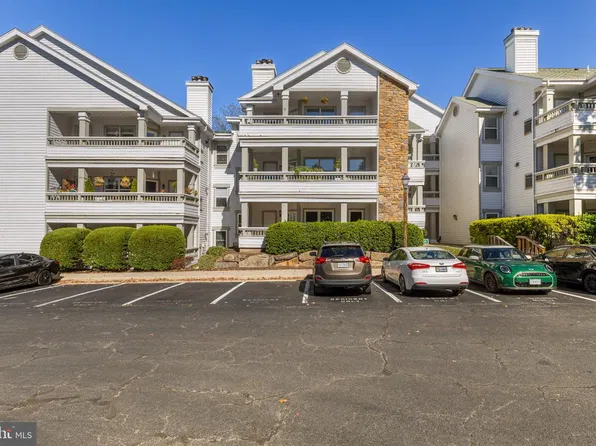 4409 Fair Stone Dr APT 106, Fairfax, VA 22033