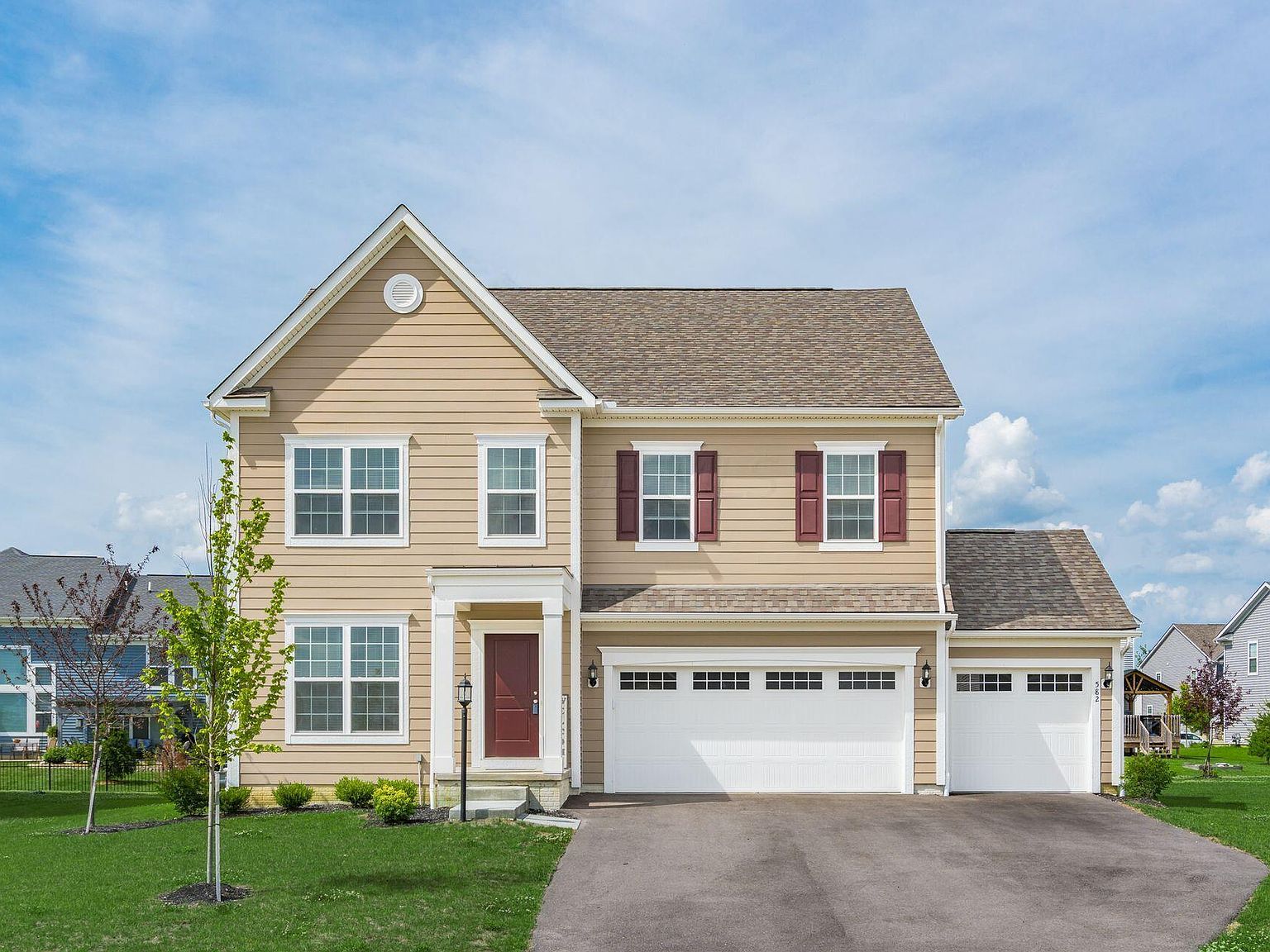 582 E Courtright Dr, Pickerington, OH 43147 MLS 224018441 Zillow