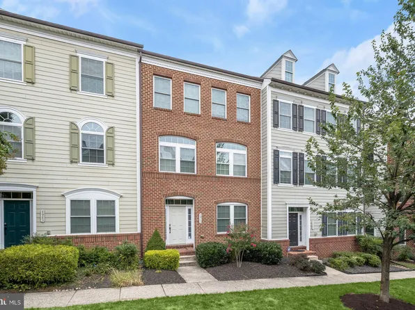 8985 Tawes St, Fulton, MD 20759