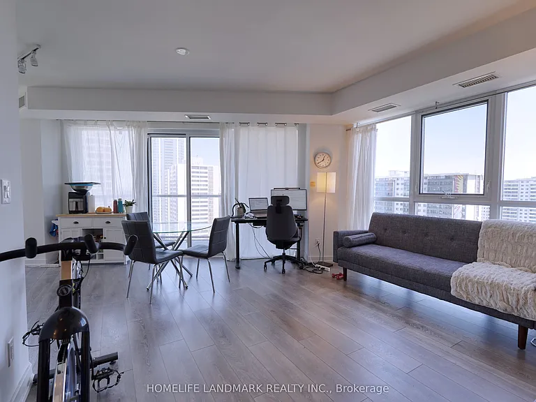 159 Wellesley St E #2303 — Photo 3