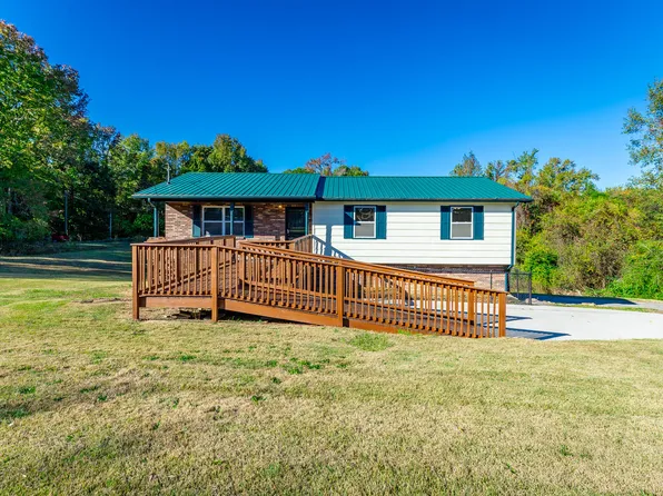 59 Meacham Rd, Rossville, GA 30741