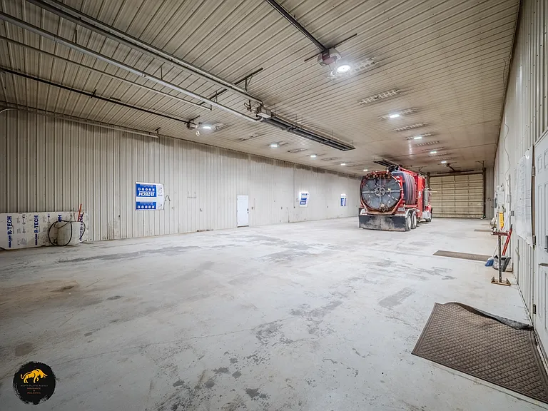 10 Orin Industrial Ave — Photo 16
