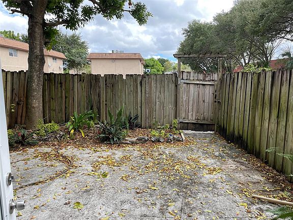 3rd image of 7942 Kimberly Blvd #105
