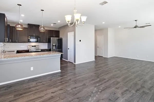 4403 Donley Byu — Photo 5