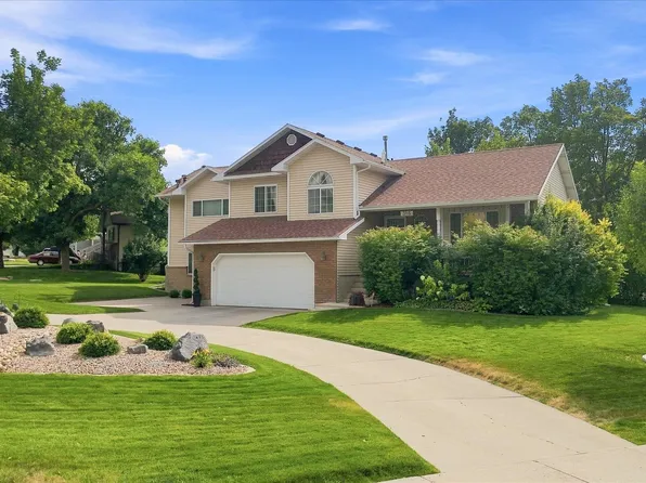 315 Edgewood Dr, Providence, UT 84332