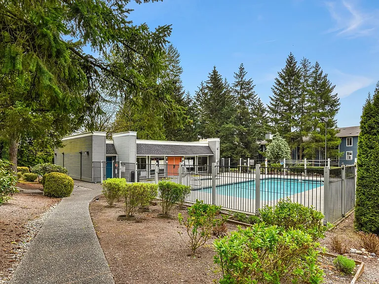 4635 W Lake Sammamish Pkwy SE #G105 — Photo 18