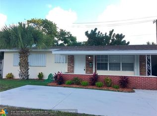 300 SE 10th St, Deerfield Beach, FL 33441