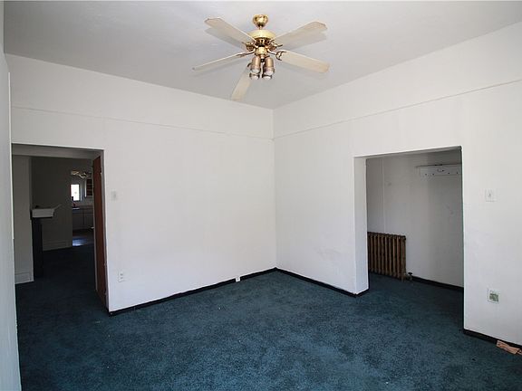 4th image of 814 Etna St