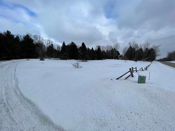 3rd image of 7532 Alden Hwy