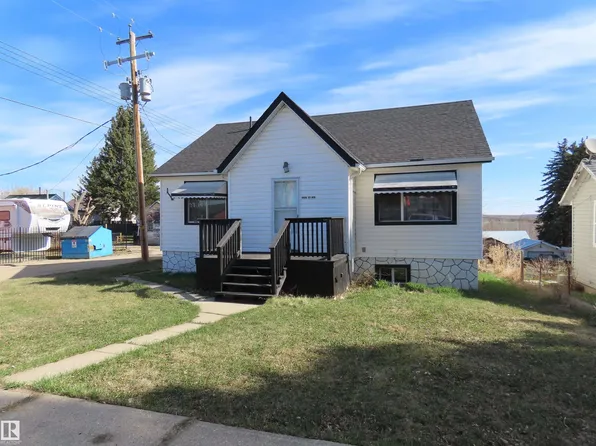 4928 51st Ave, Lac Ste. Anne County, AB T0E 2A0