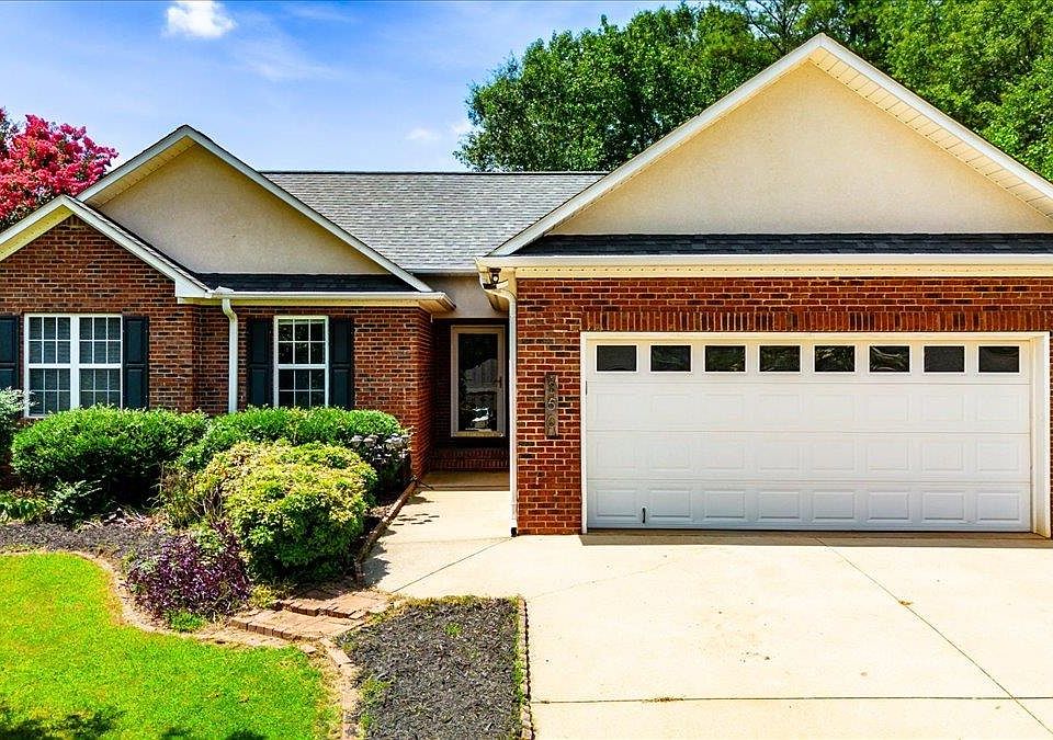1st image of 350 Worthington Cir