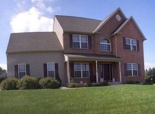 6464 Carmel Dr, Macungie, PA 18062