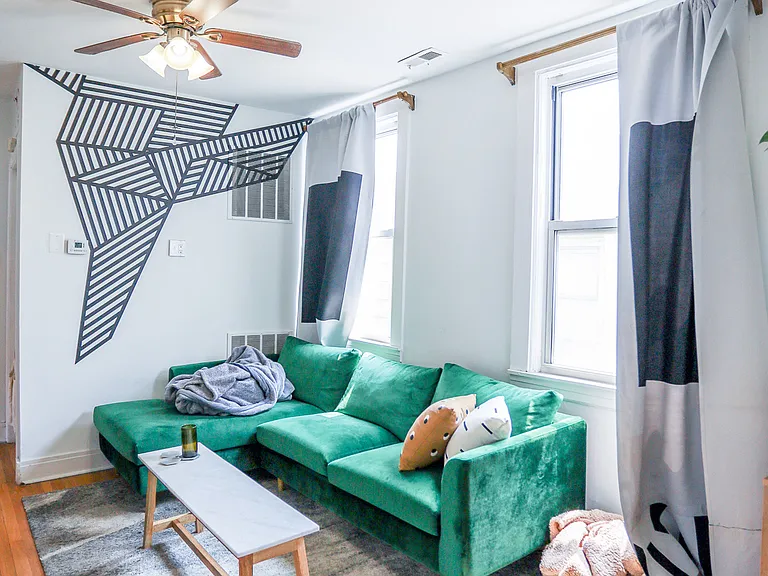 2045 N Western Ave #2R — Photo 7