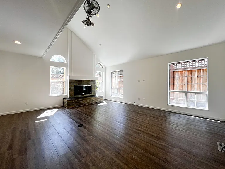 716 La Homa Dr — Photo 9