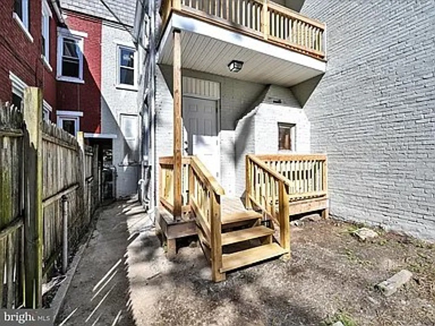 Newly Renovated 4 Bedroom Home in York City School District! — Photo 3