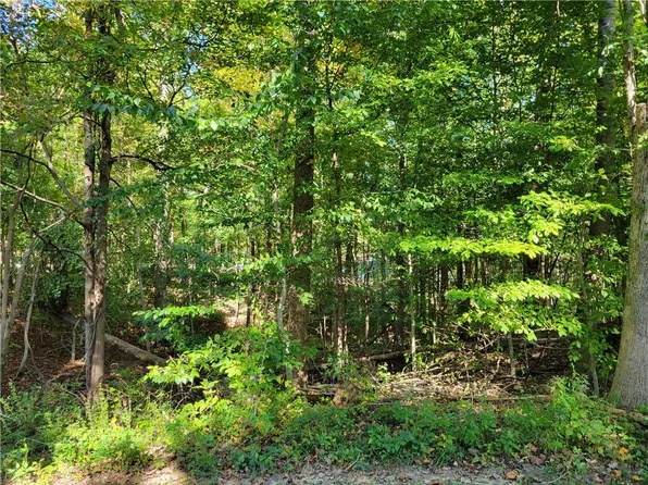 1086 E Mohican Trl, Greensburg, IN 47240