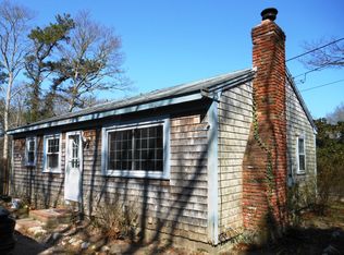 25 Lake Rd W, West Yarmouth, MA 02673